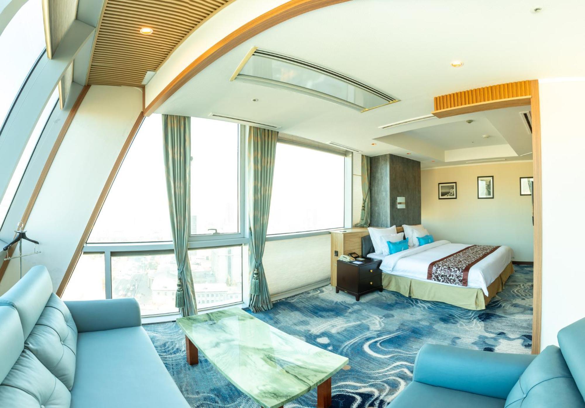 The Blue Sky Hotel And Tower Ulaanbaatar Exterior photo