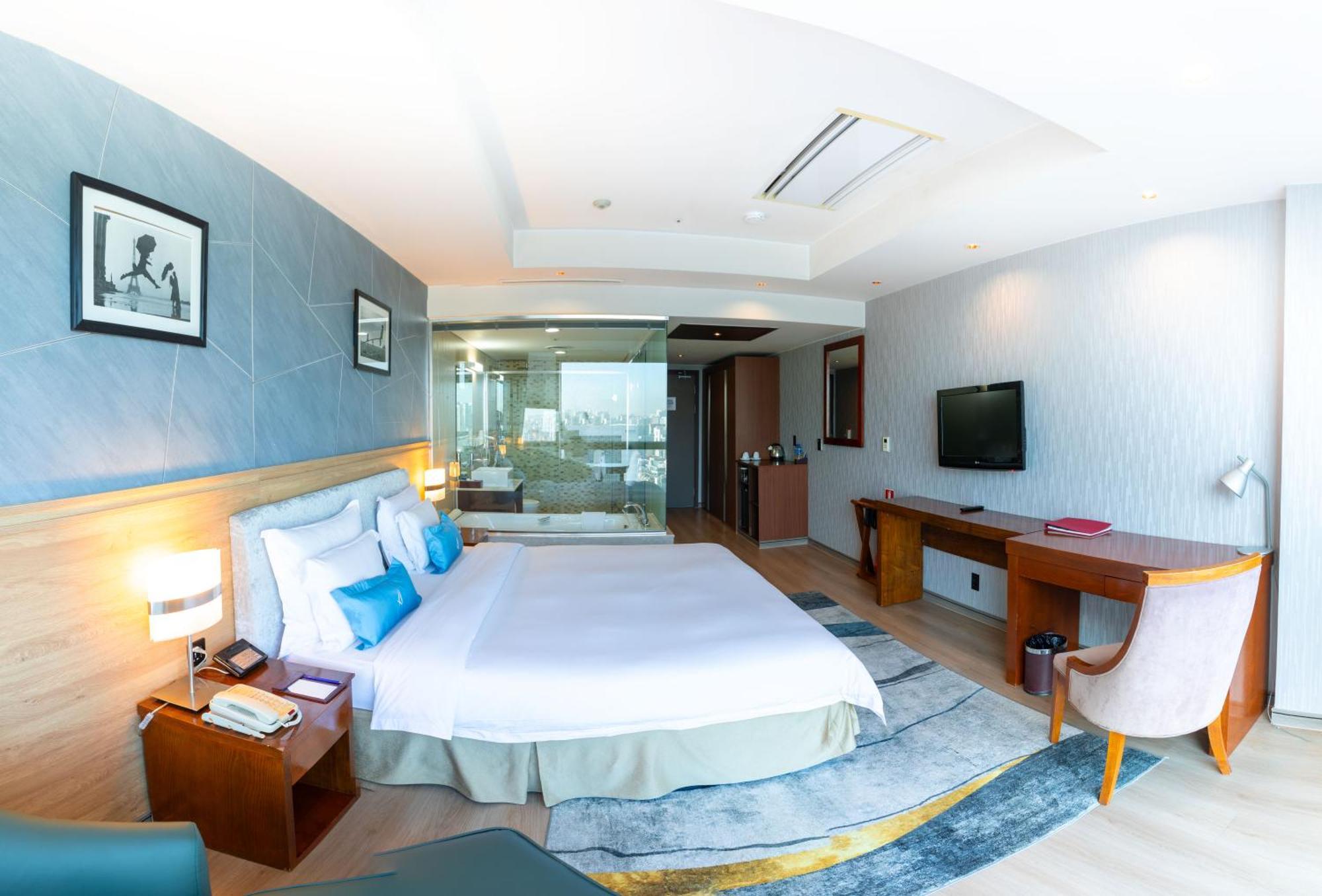 The Blue Sky Hotel And Tower Ulaanbaatar Exterior photo