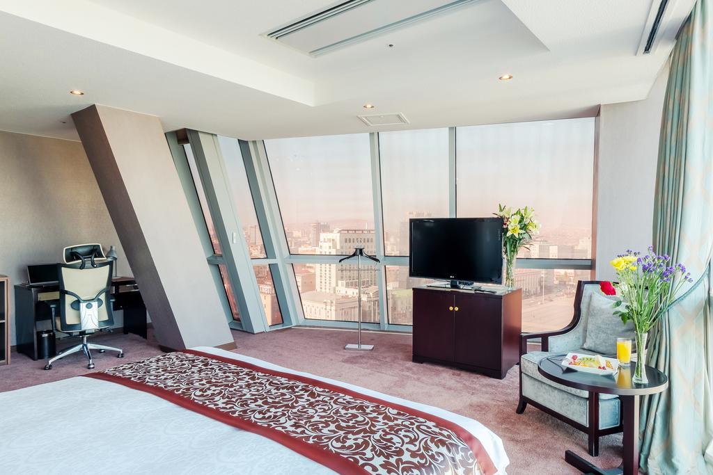 The Blue Sky Hotel And Tower Ulaanbaatar Exterior photo