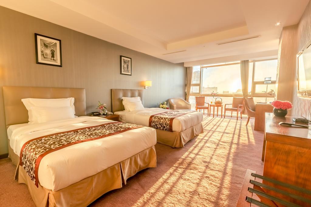 The Blue Sky Hotel And Tower Ulaanbaatar Exterior photo
